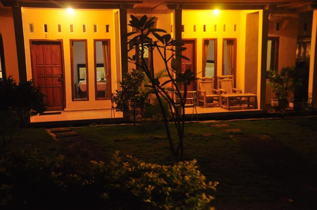 Pondok Guru Bakti Cottage Senaru Exterior foto